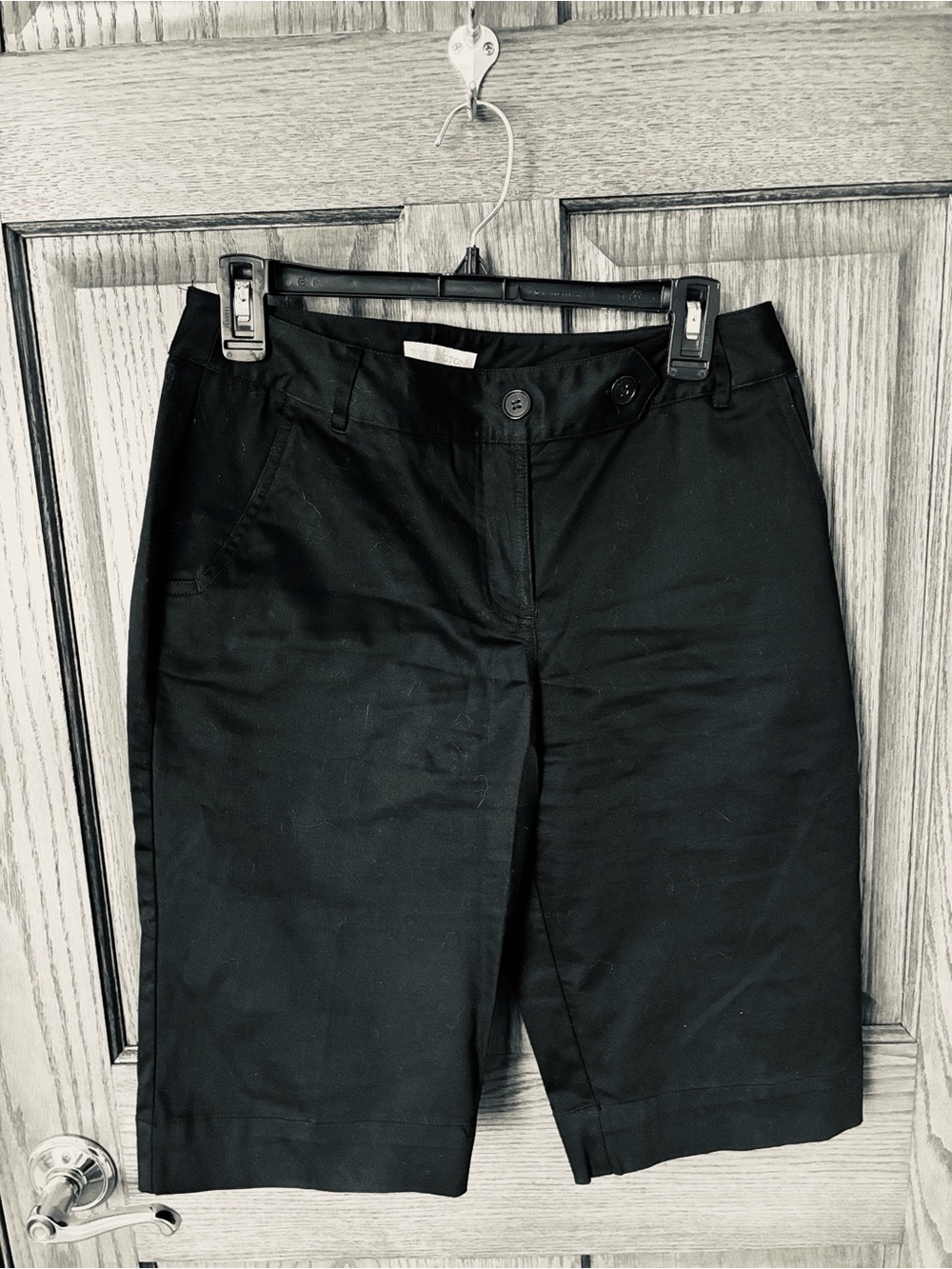 SALE Worthington Black Tailored women’s Bermuda Shorts/Stretch Size 6.